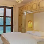 Bretoenselaan 5 *