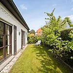 Bretoenselaan 5 *