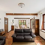 Villa Bretoenselaan 5 *