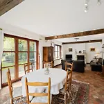 Bretoenselaan 5 *