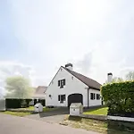 Bretoenselaan 5 Villa