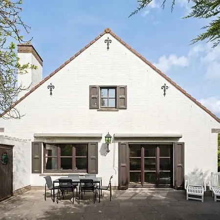 Villa Bretoenselaan 5